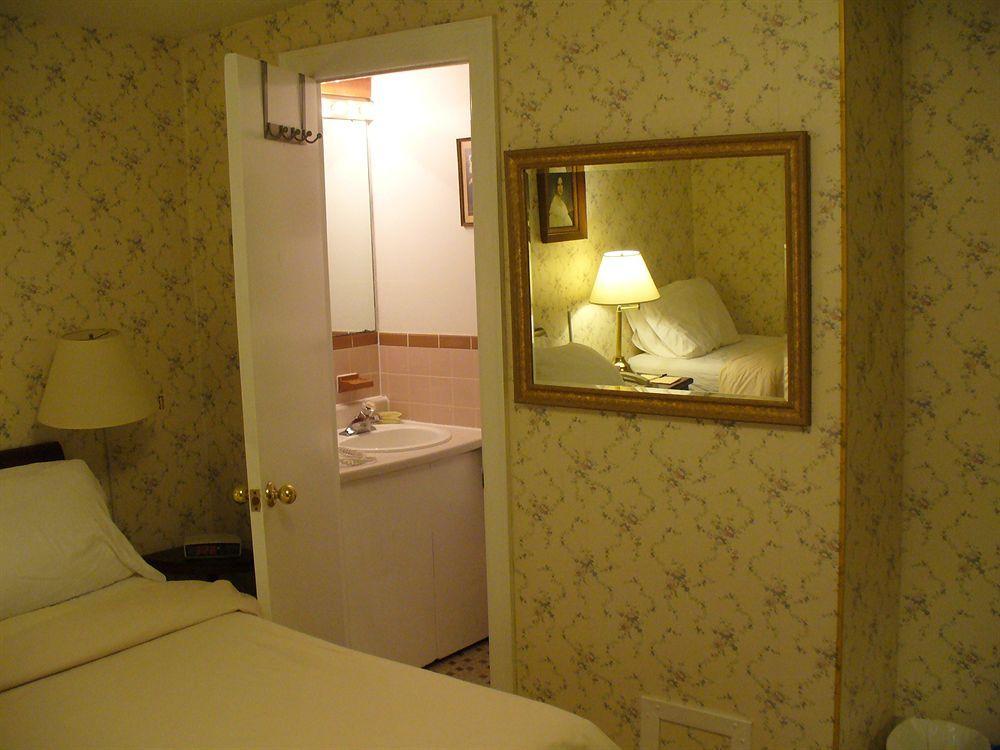 Albert House Inn Отава Екстериор снимка